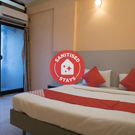 Oyo Flagship 37830 Hotel Aakar International סטרה מראה חיצוני תמונה
