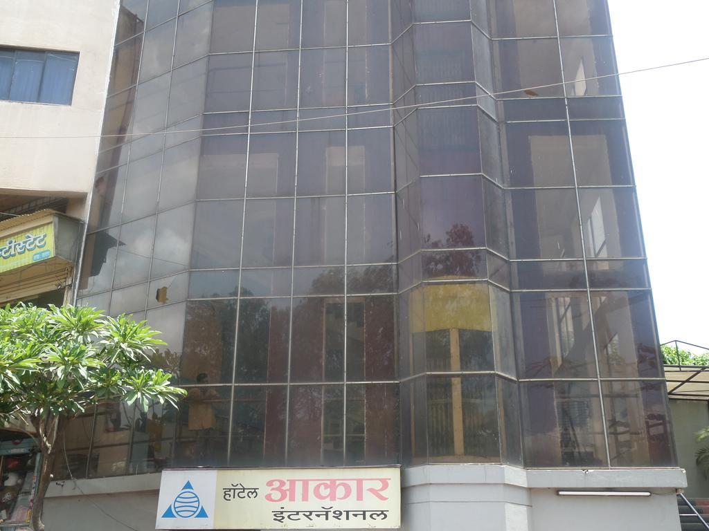 Oyo Flagship 37830 Hotel Aakar International סטרה מראה חיצוני תמונה